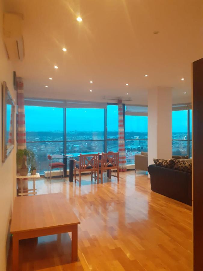 Luxury Apartment In Skyscraper 维尔纽斯 外观 照片